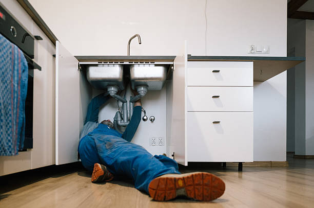 Professional Leak Detection technician working in Ivor, VA